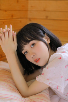 公天天吃我奶躁我的在线观看
